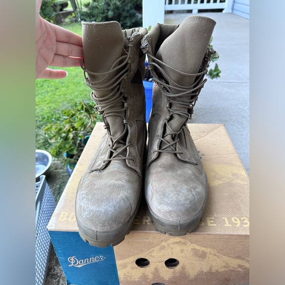 Military Boots - Picture 1 of 5